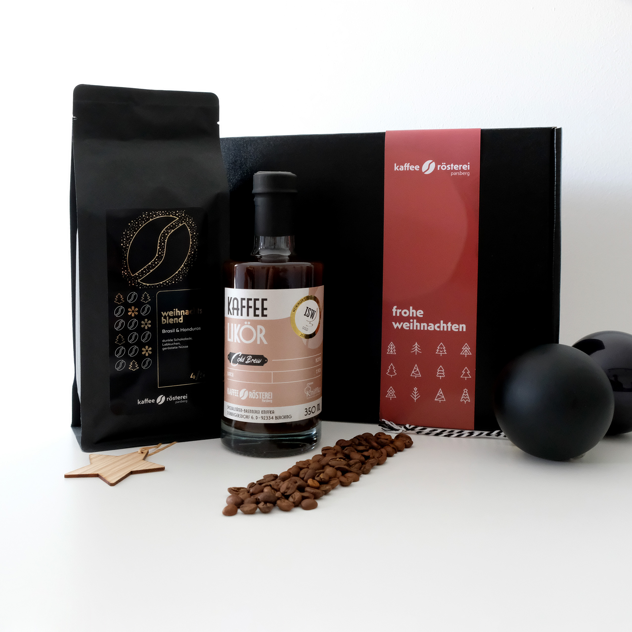 Weihnachts-Paket mit Likör